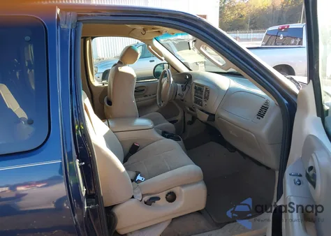 2003 Ford F-150 Xl/Xlt z USA, uszkodzony, nr VIN 1FTRX17263NB85291